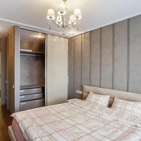 Vip In Apartment
